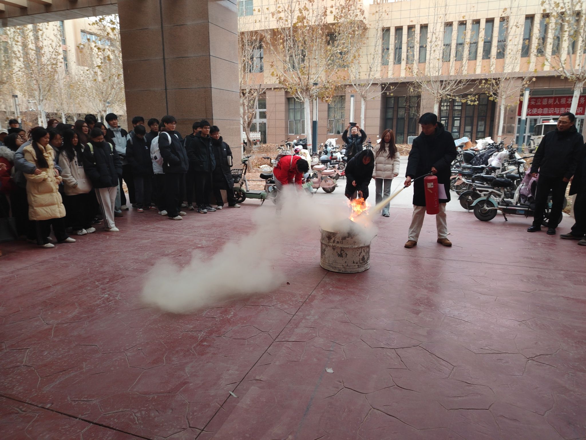 英国上市公司365开展消防应...